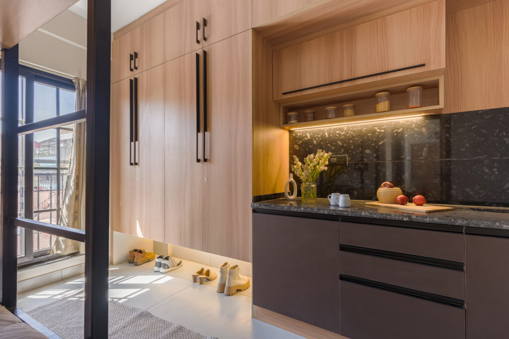 Well-lit studio room with balanced natural and artificial lighting